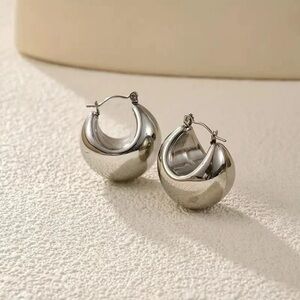 Silver Chunky Hoop Earrings with Reflective Finish